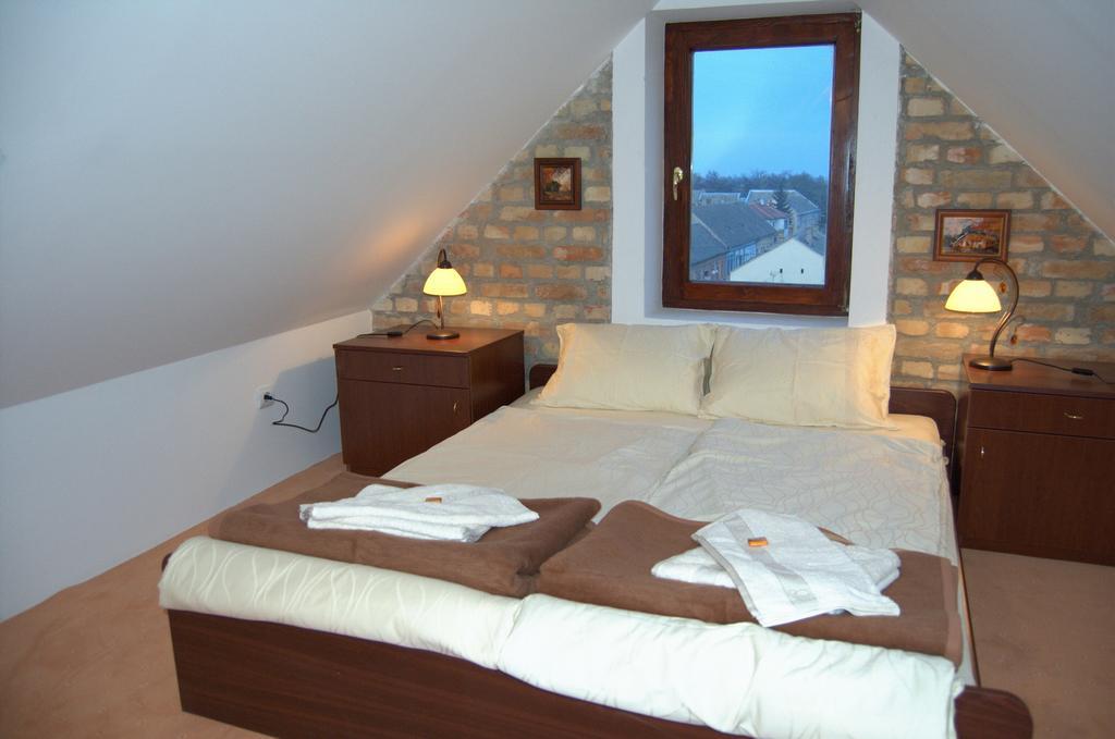Guest House Prenociste Piccolina Sombor Exteriér fotografie